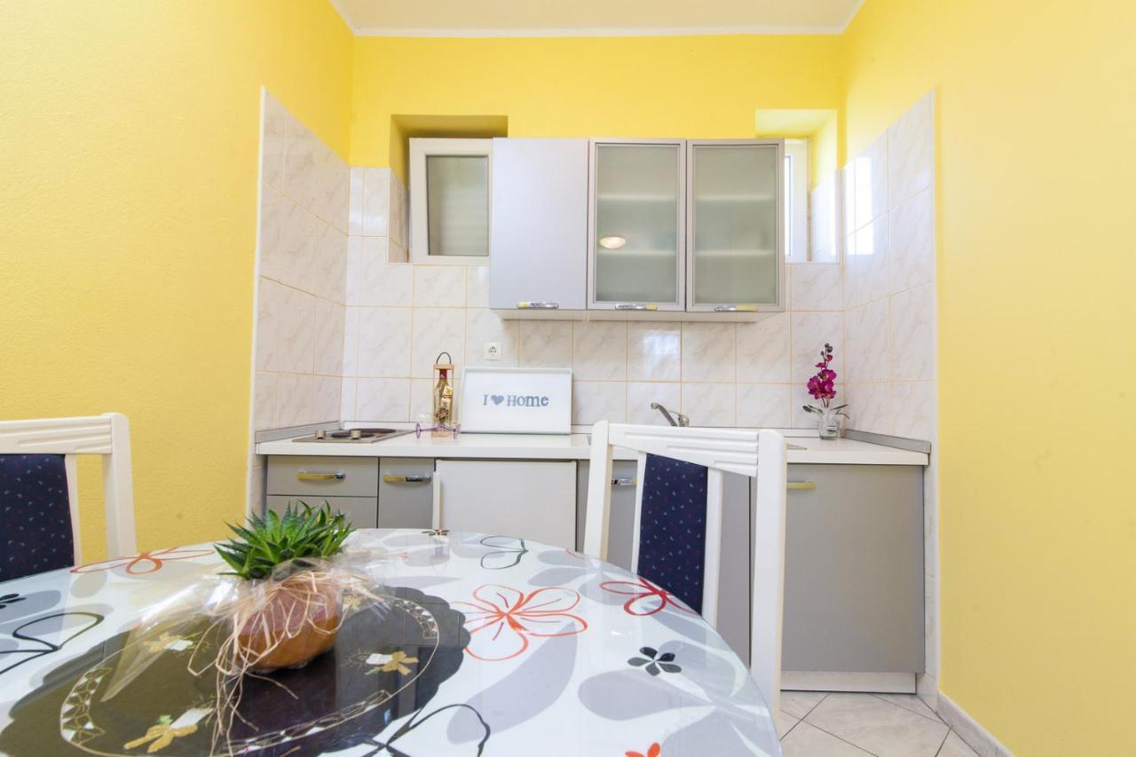 Villa Kuca Ella Vinišće Exterior foto